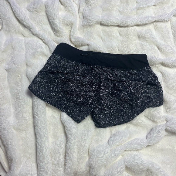 LULULEMON speed up peppered pattern shorts - Picture 2 of 4